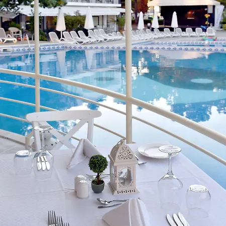 Ihotel Sunny ساني بيتش